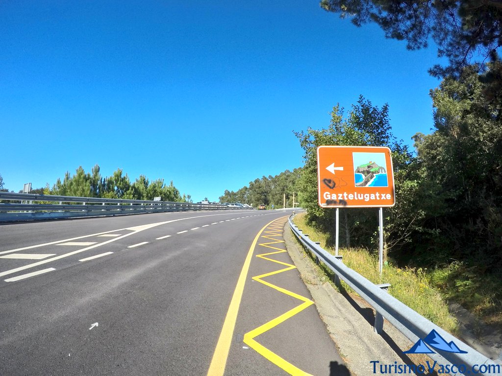 carretera a san juan de gaztelugatxe, alquiler de bici electrica en bakio