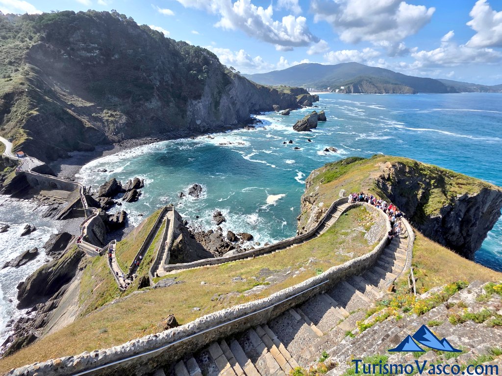 escaleras de san juan de gaztelugatxe, visitas guiadas en san juan de gaztelugatxe